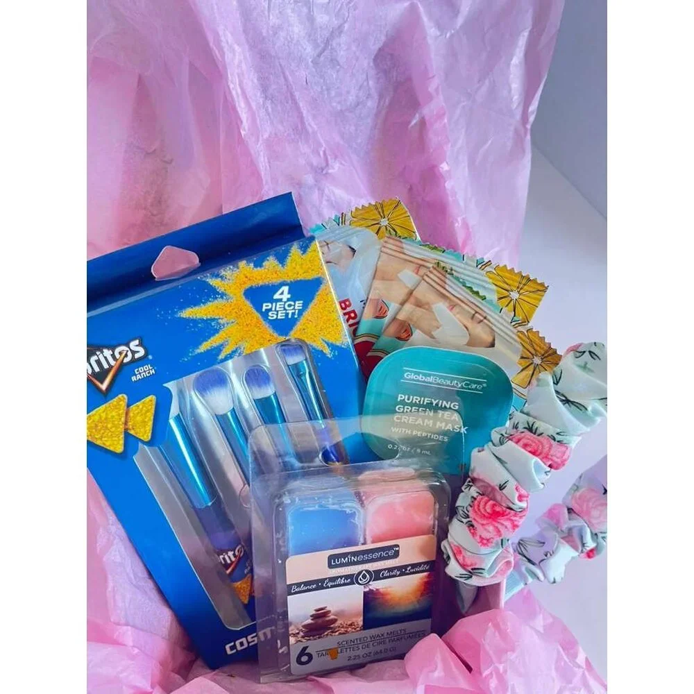Doritos Gift Box W/ Brushes Green Tea Mask Wax Melts Scrunchie & Snacks Spa & Be